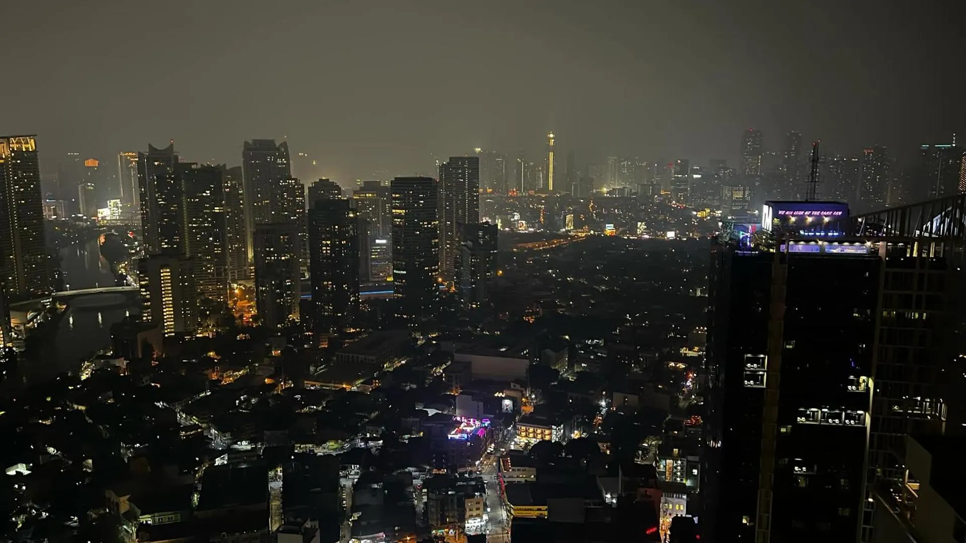 Affordable Suite With Balcony At The Gramercy Makati Manila Makati City 0*,  Philippines